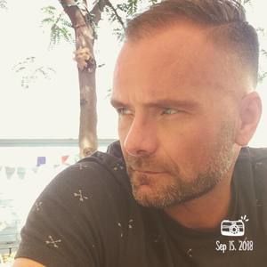 Meet your Posher, Tory